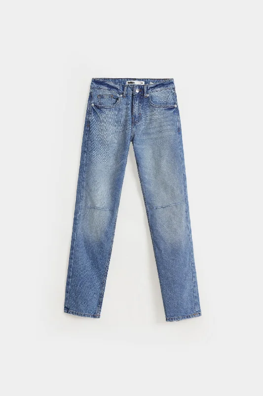 Low Rise Relaxed Jeans