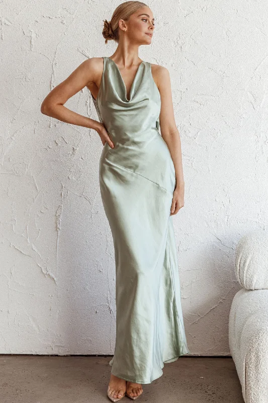 Cassiopeia Open Back Maxi Dress Pistachio