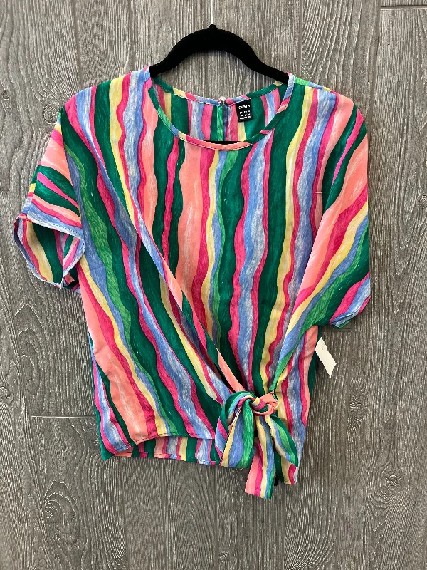 Multi-colored Top Short Sleeve Shein, Size M