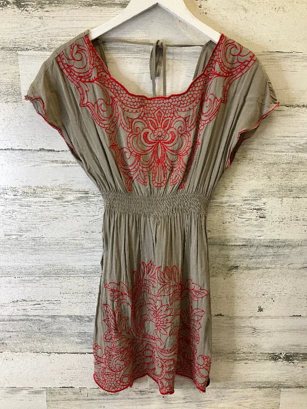 Taupe Top Short Sleeve Flying Tomato, Size S