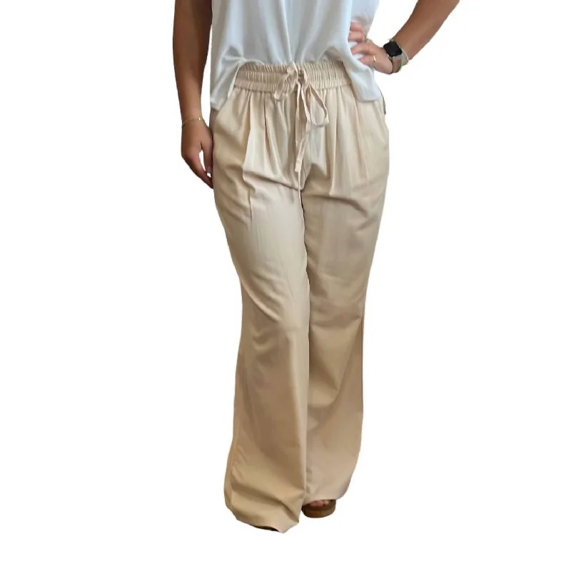 Lightweight Wide Leg Pants In Vanilla